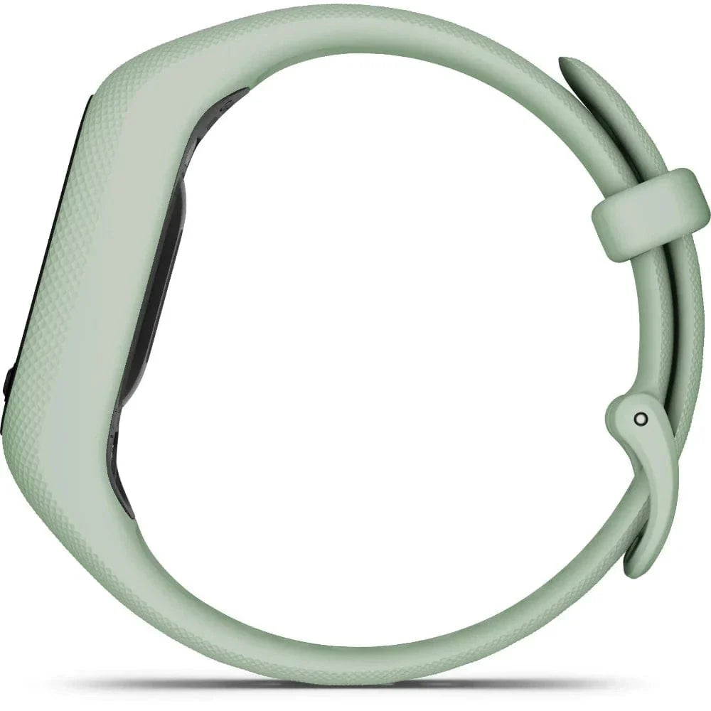 Garmin Vivosmart 5 (S/M) fitness tracker with health monitoring, activity tracking and a comfortable compact design.